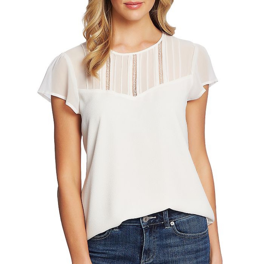 CeCe by Cynthia Steffe Flutter Sleeve Top In Ecru